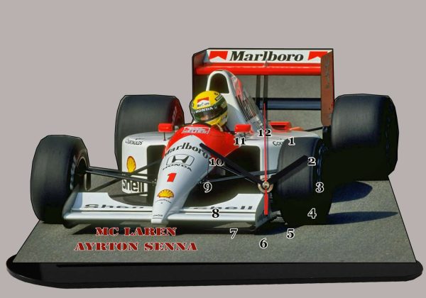 Ayrton SENNA sur MC LAREN