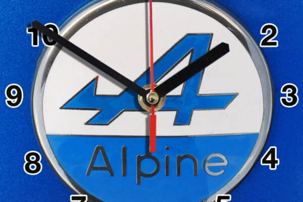logo Alpine Renault -01 en horloge murale