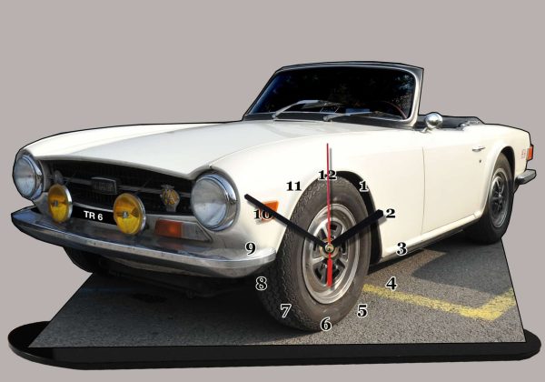 Triumph TR 6 Blanche  véhicule miniature