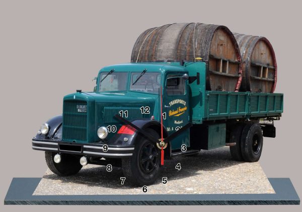 Camion Rétro Berliet  barrique 04 en Horloge miniature