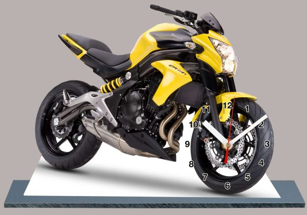 Moto, Kawasaki ER6N en horloge 20