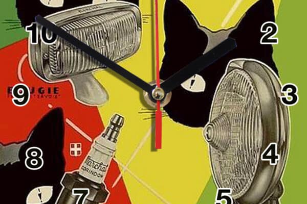 pub retro marshal en horloge