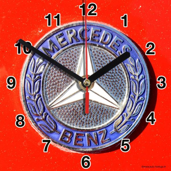 Logo vintage mercedes-01 en horloge murale