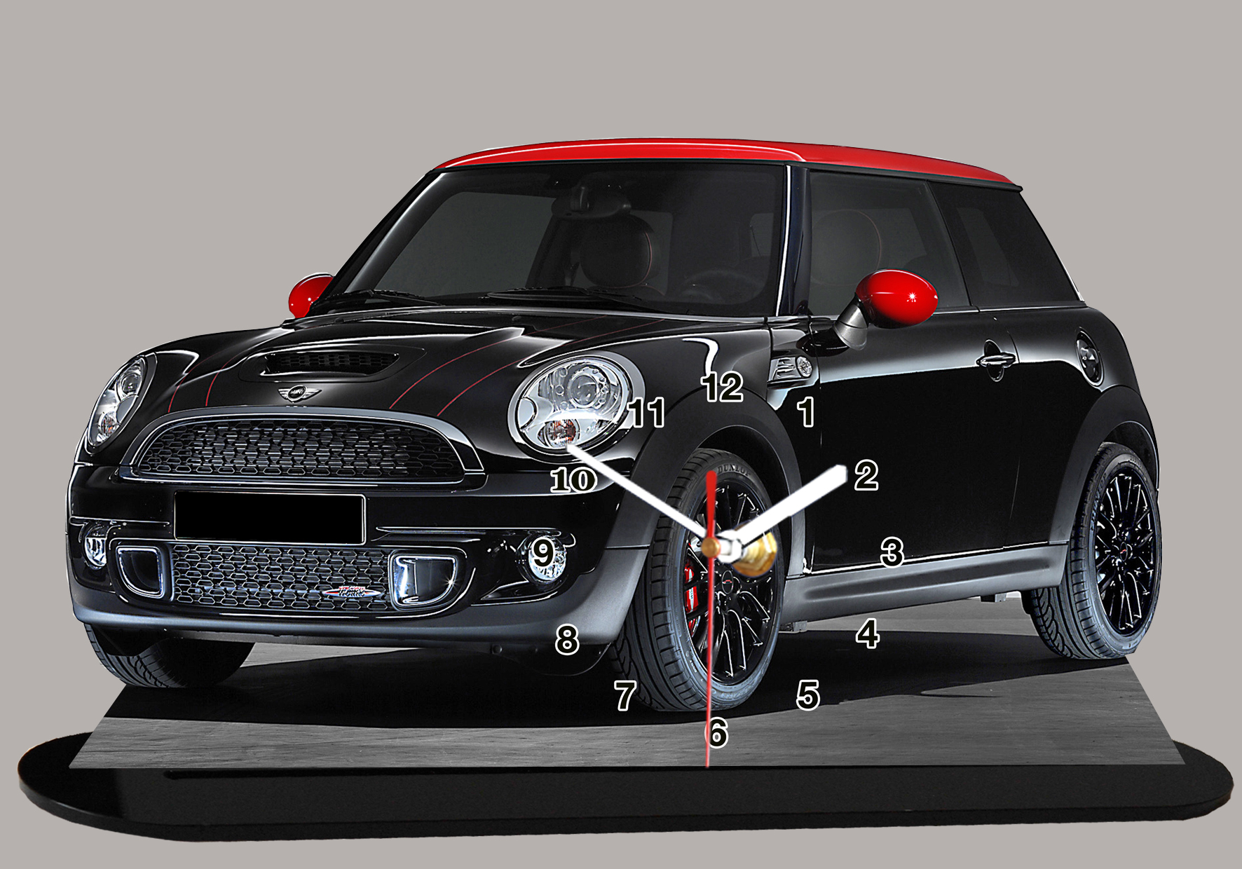 Austin mini noire et rouge en horloge miniature 13