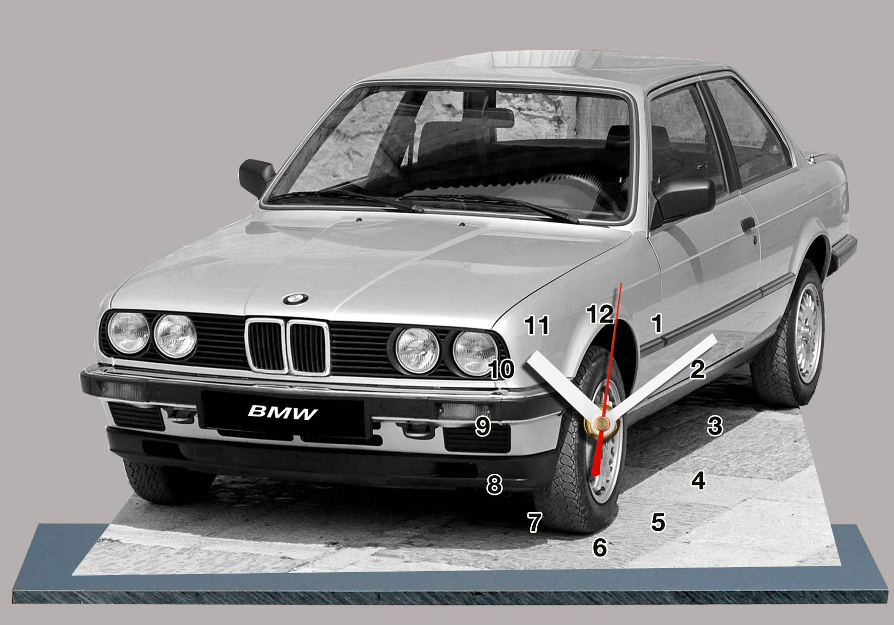 BMW M3 grise de 1983 en miniature:: Création