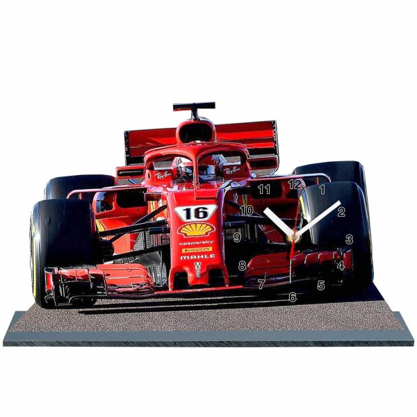 Charles Leclerc, pilote F1, Ferrari, en horloge sur socle 01